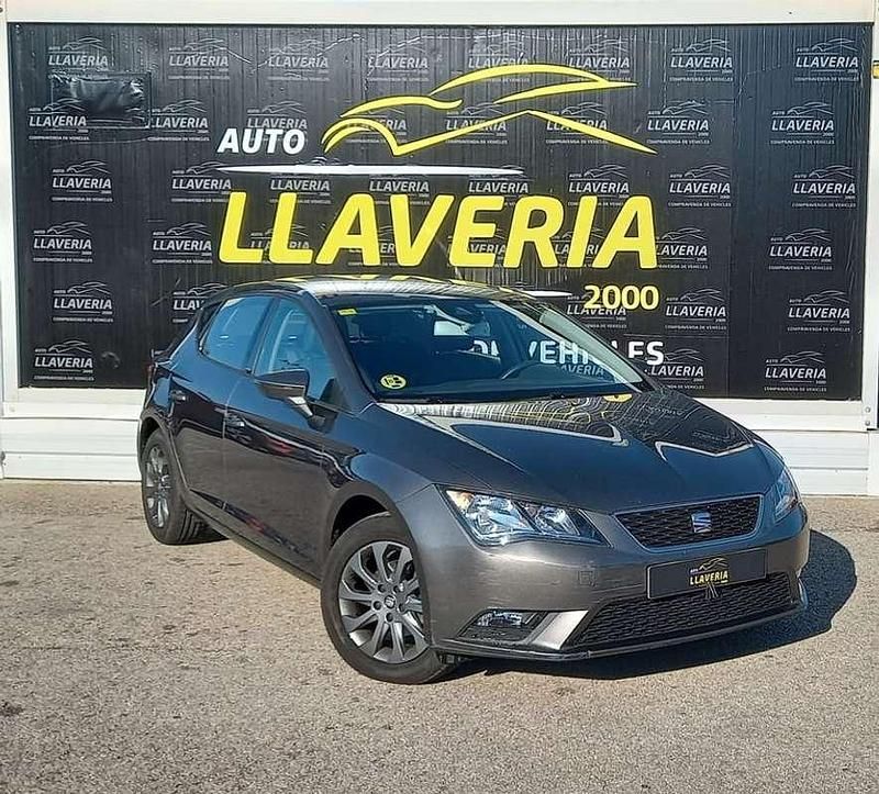 Usado Seat Leon ST Style 105 CV (77 kW) 2014 Gris Familiar