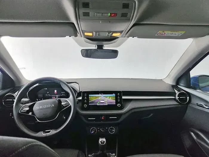 Nuevo Skoda Fabia Selection 95 CV (69 kW) 2025 Azul Utilitario