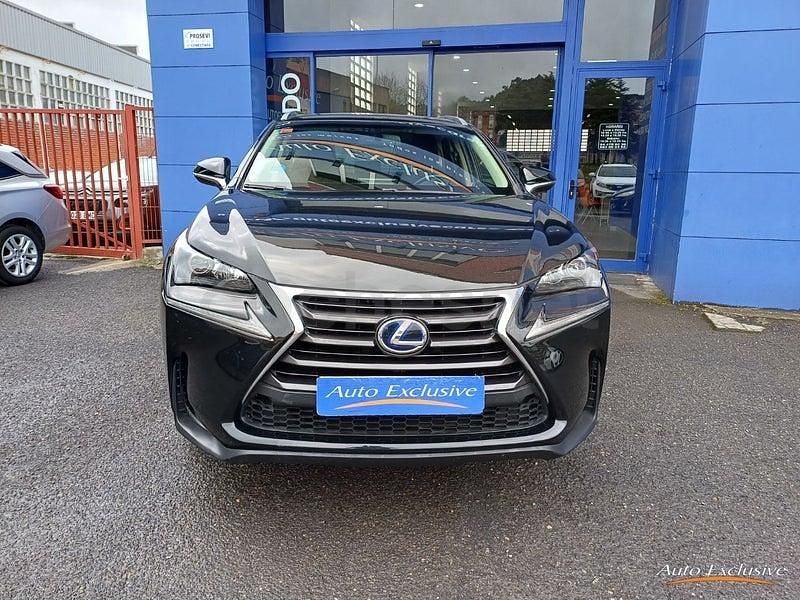 Usado Lexus NX300h 197 CV (144 kW) 2017 Negro SUV