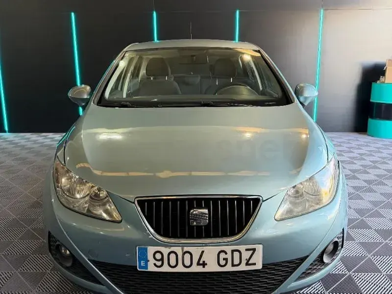 Usado Seat Ibiza Stylance 85 CV (62 kW) 2008 Azul Berlina