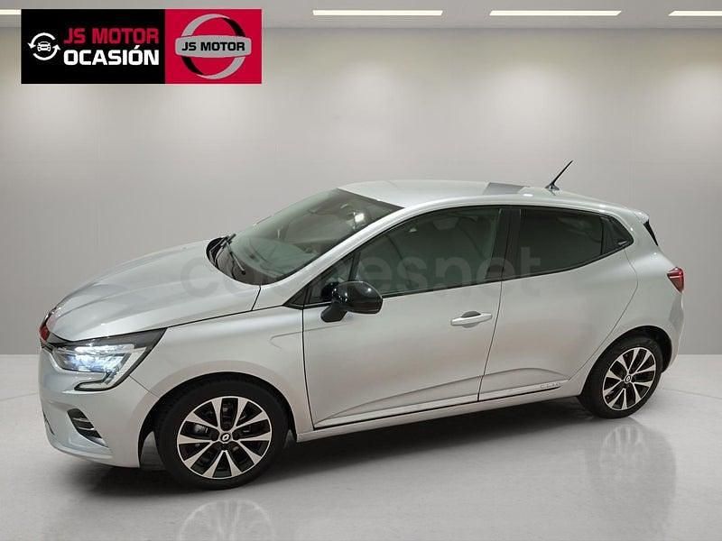 Usado Renault Clio V Intens 90 CV (66 kW) 2022 Gris / plata Berlina