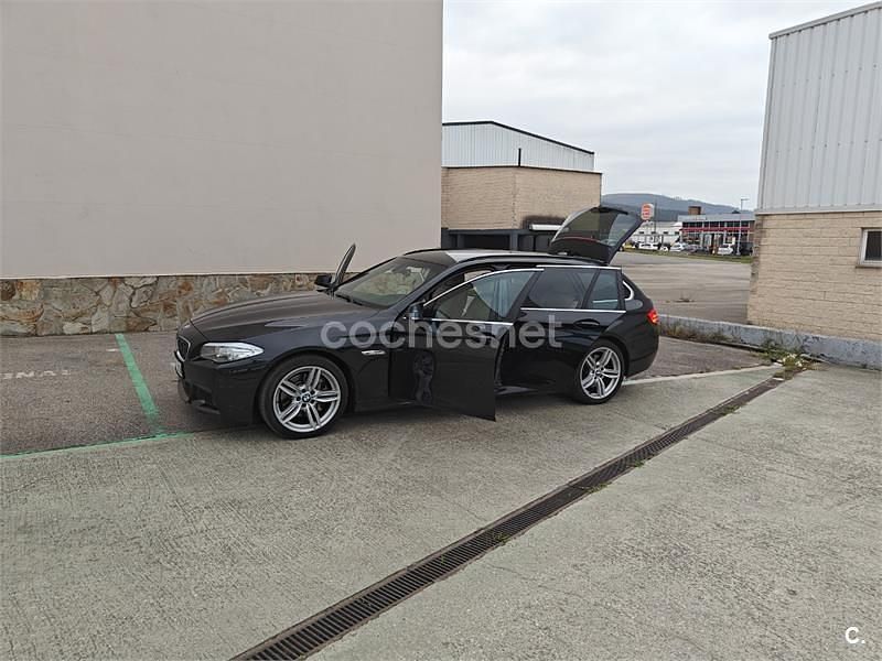 Negro Usado 2012 BMW 530 Familiar | 13.900 € (Un poco caro) - Imagen 1/4