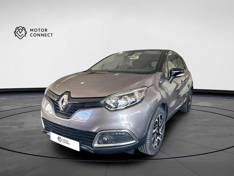 Gris / plata Usado 2017 Renault Captur Life SUV | 9990 € (Precio justo) - Imagen 1/4