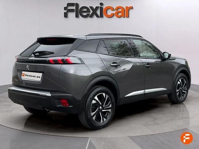 Usado Peugeot 2008 Active 100 CV (73 kW) 2023 Gris SUV