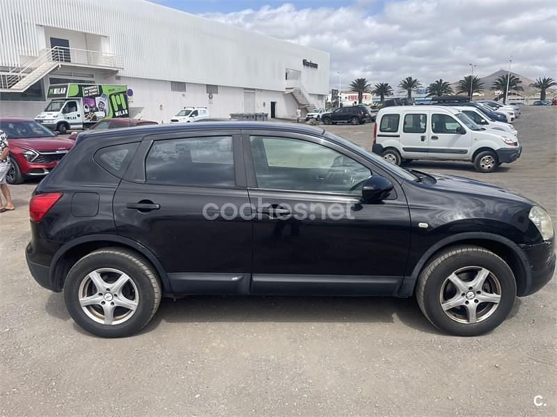 Usado Nissan Qashqai Acenta 140 CV (102 kW) 2008 Negro SUV