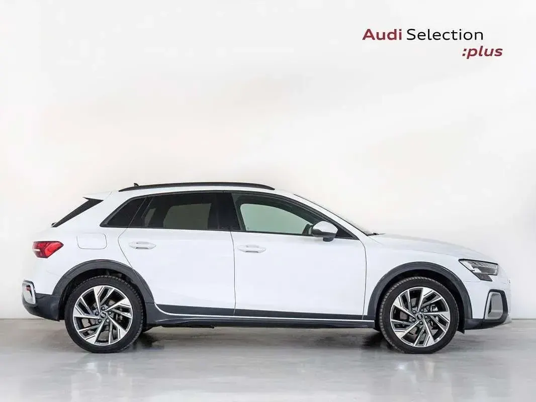 Usado Audi A3 Advanced 205 CV (150 kW) 2025 Blanco SUV