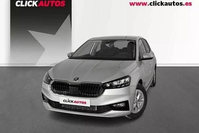 Blanco Usado 2025 Skoda Fabia Selection Utilitario | 17.650 € (Super precio) - Imagen 1/4