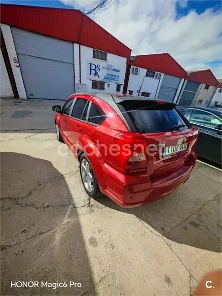Usado Dodge Caliber SE 140 CV (102 kW) 2008 Rojo Utilitario