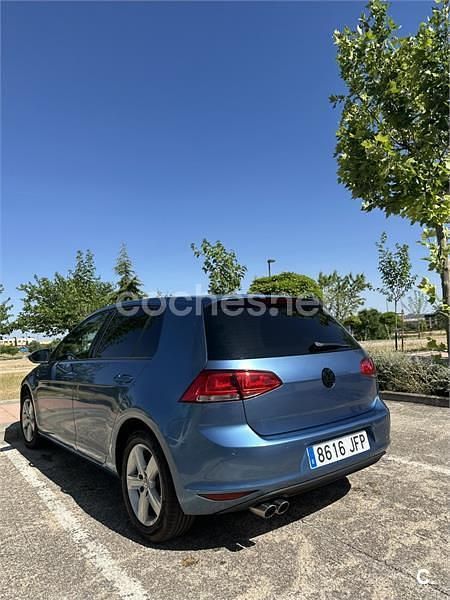 Usado VW Golf VII Advance 125 CV (91 kW) 2015 Azul Berlina