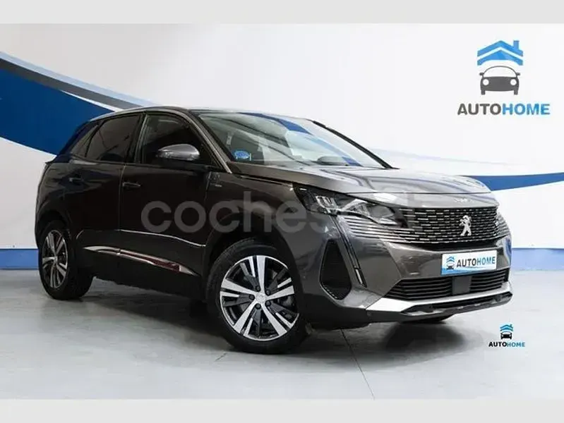 Usado Peugeot 3008 Allure 225 CV (165 kW) 2021 Gris / plata SUV