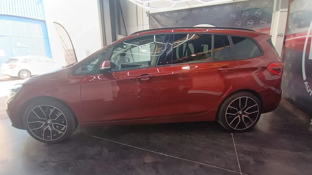 Usado BMW 220 190 CV (139 kW) 2016 Granate Familiar
