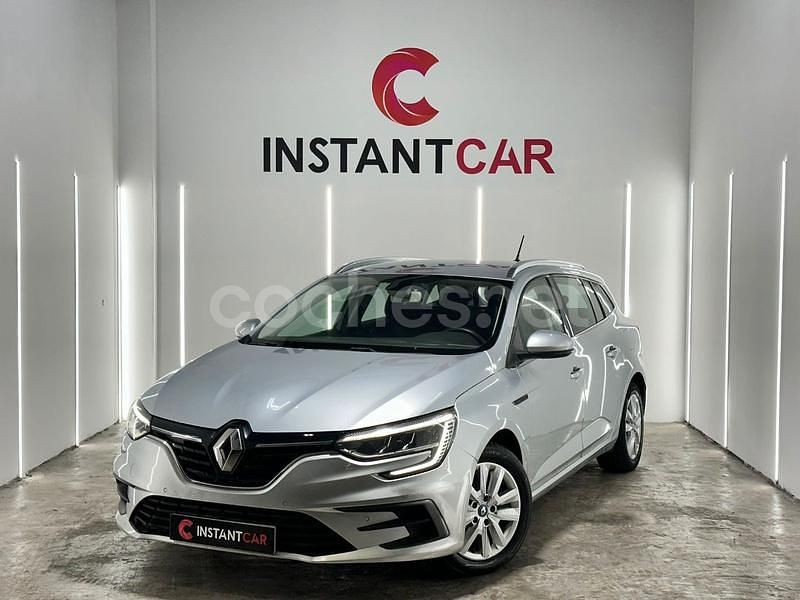 Gris / plata Usado 2022 Renault Mégane IV Intens Berlina | 16.490 € (Super precio) - Imagen 1/4