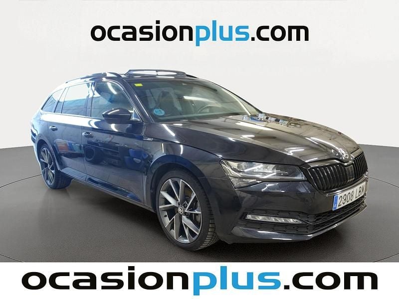 Usado Skoda Superb SportLine 272 CV (200 kW) 2019 Negro Familiar