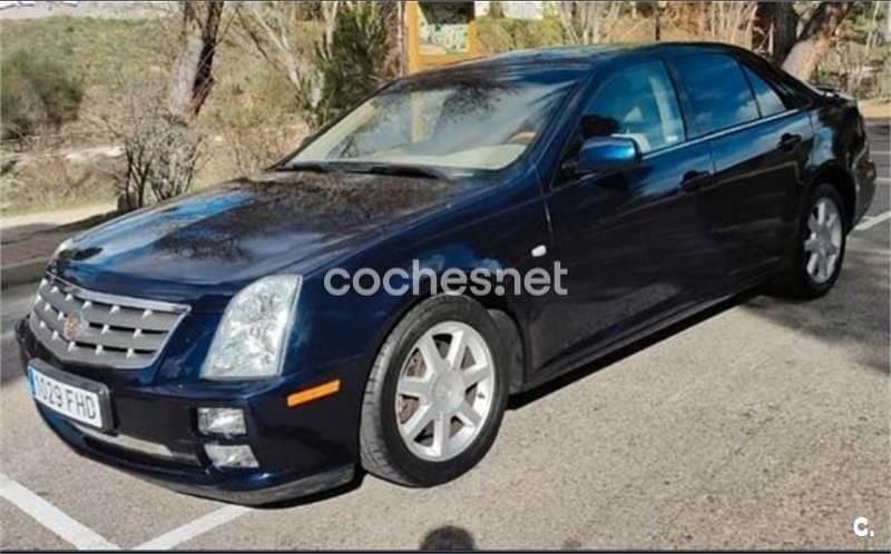Azul Usado 2007 Cadillac STS Berlina | 10.000 € - Imagen 1/4
