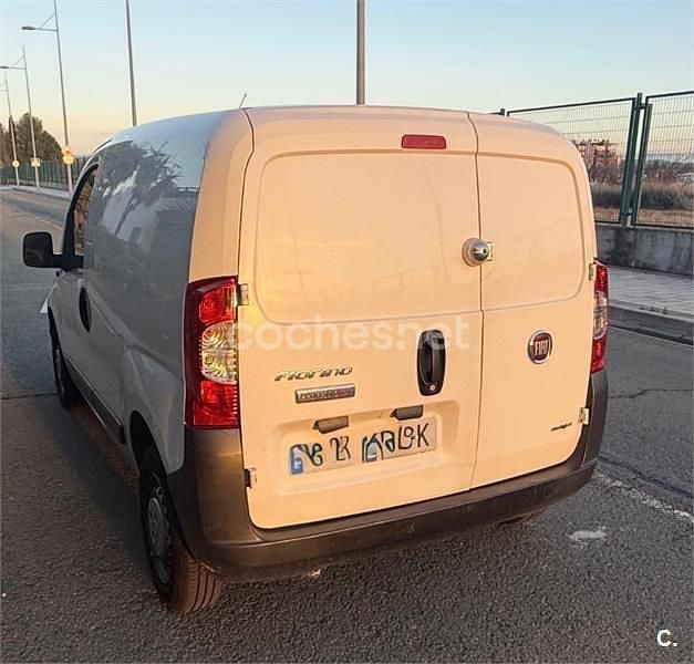 Usado Fiat Fiorino 75 CV (55 kW) 2016 Blanco Monovolumen