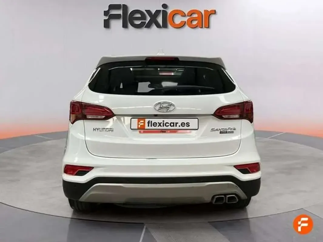 Usado Hyundai Santa Fe Style 201 CV (147 kW) 2016 Blanco SUV