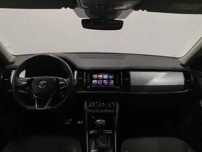 Usado Skoda Kodiaq Ambition 150 CV (110 kW) 2022 Rojo SUV