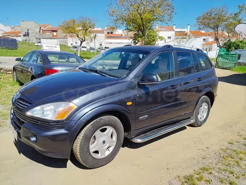Usado SsangYong Kyron Limited 141 CV (103 kW) 2006 Azul SUV
