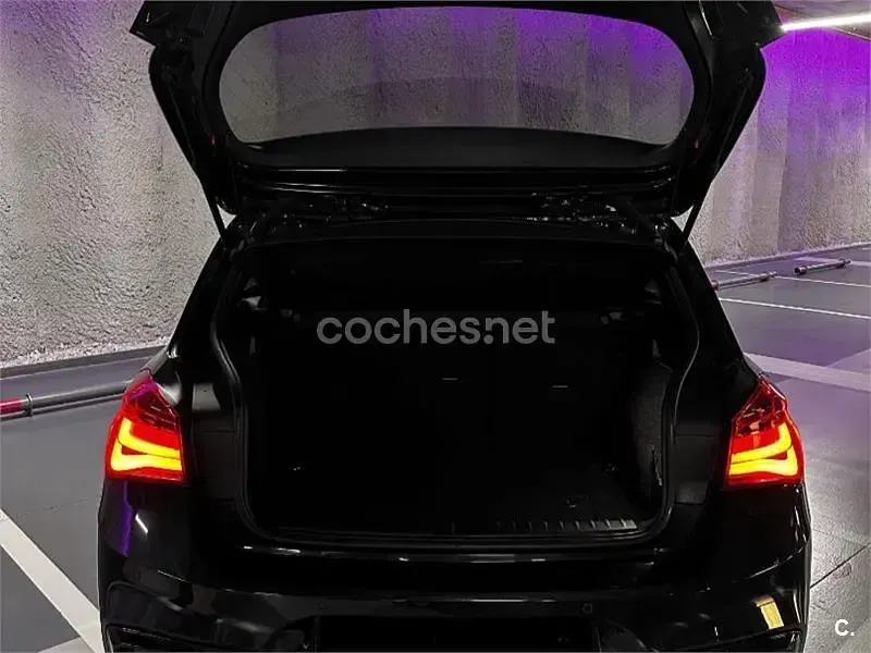 Usado BMW 118 Comfort Edition 136 CV (100 kW) 2017 Negro Utilitario