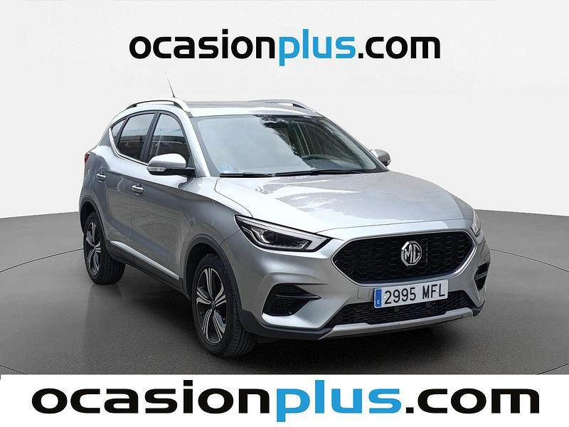 Usado MG ZS Comfort 111 CV (81 kW) 2023 Gris SUV