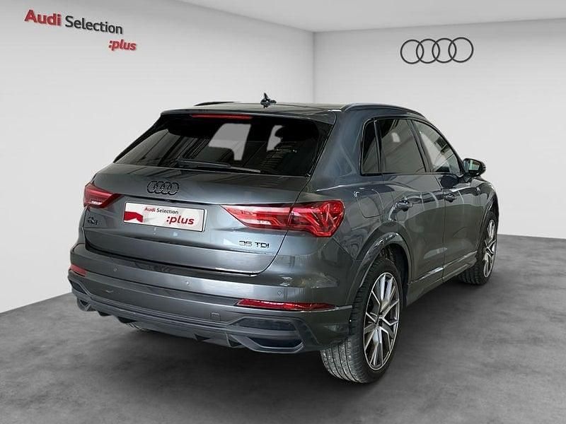 Usado Audi Q3 Ambiente 150 CV (110 kW) 2025 Gris / plata SUV