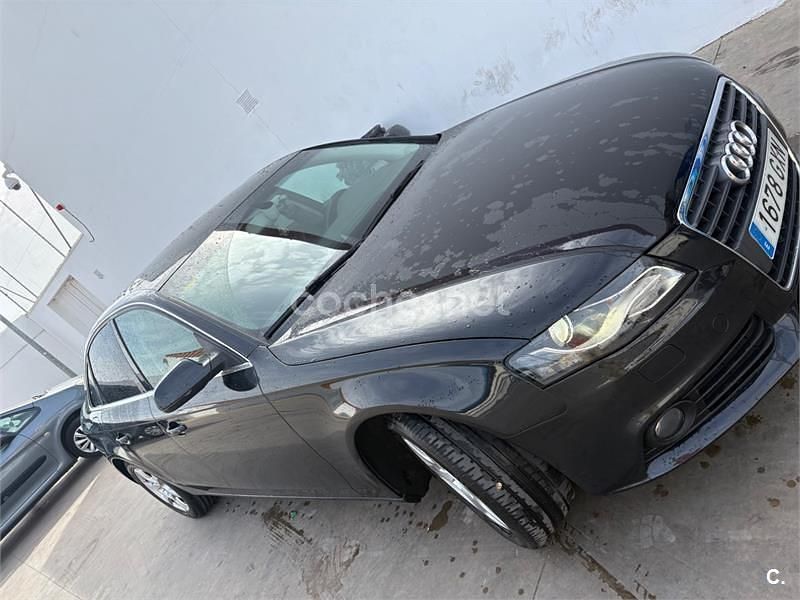 Begagnad Audi A4 136 HK (100 kW) 2010 Svart Sedan