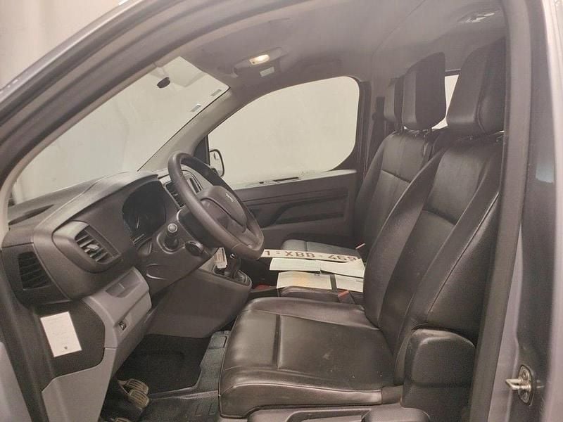 Usado Peugeot Expert 151 CV (111 kW) 2020 Plateado Van