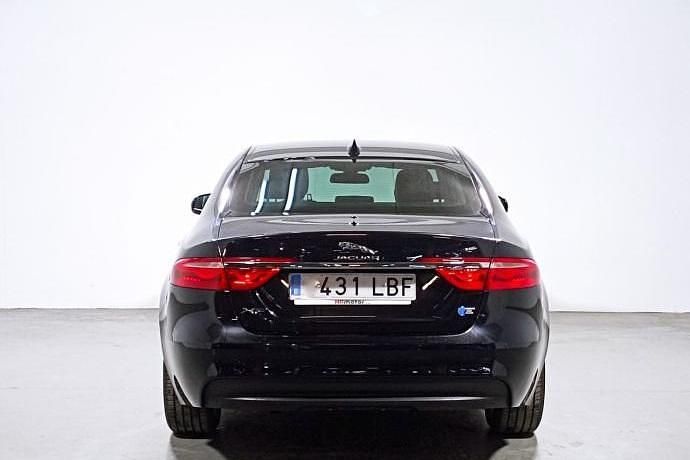 Usado Jaguar XF Prestige 163 CV (119 kW) 2016 Berlina