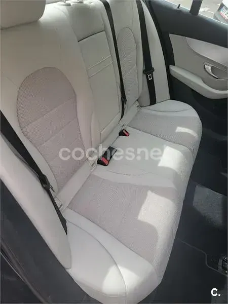 Usado Mercedes C250 AMG line 211 CV (155 kW) 2015 Gris / plata Berlina