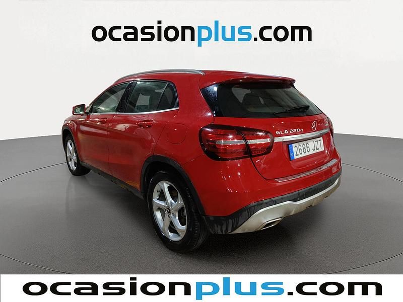 Usado Mercedes GLA220 177 CV (130 kW) 2017 Rojo SUV