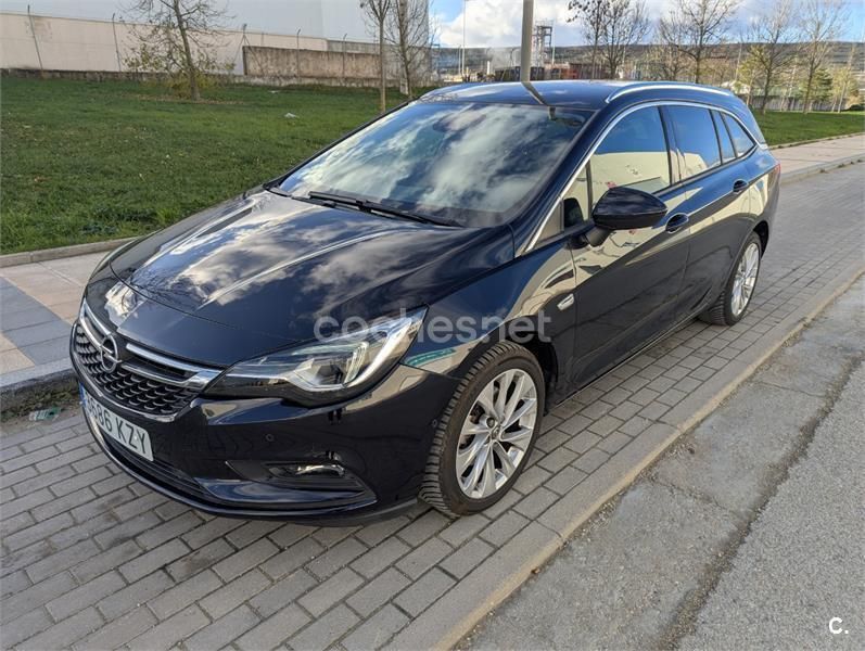 Azul Usado 2019 Opel Astra Innovation Familiar | 14.900 € (Un poco caro) - Imagen 1/4