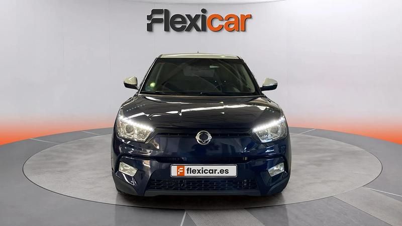 Usado Ssangyong (KGM) Tivoli Limited 116 CV (85 kW) 2017 Negro SUV