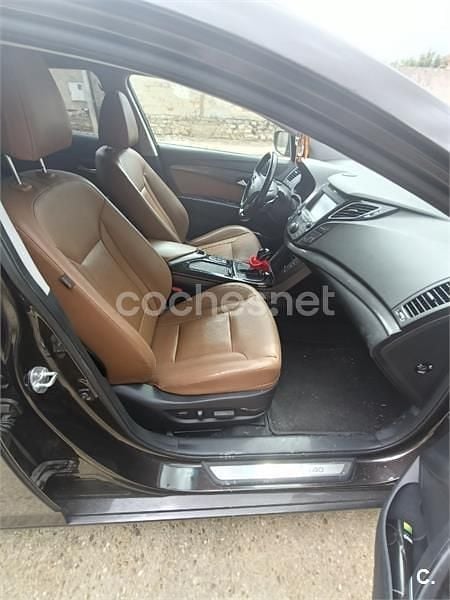 Usado Hyundai i40 Style 141 CV (103 kW) 2017 Marrón Familiar