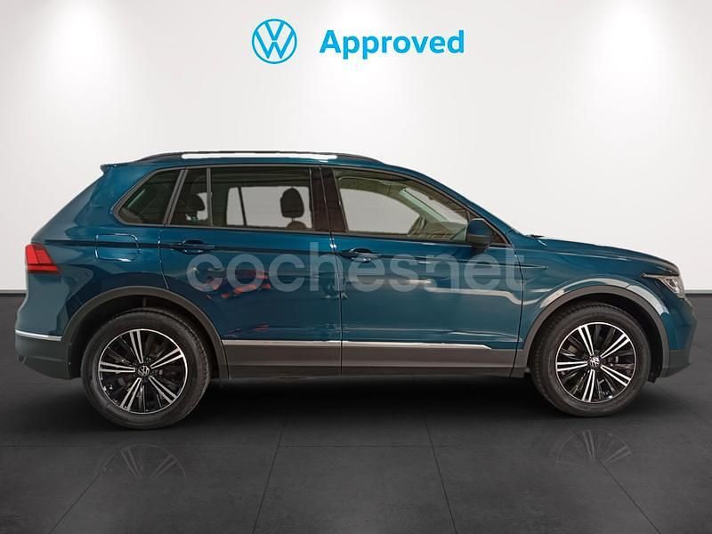 Usado VW Tiguan Life 150 CV (110 kW) 2024 Azul SUV