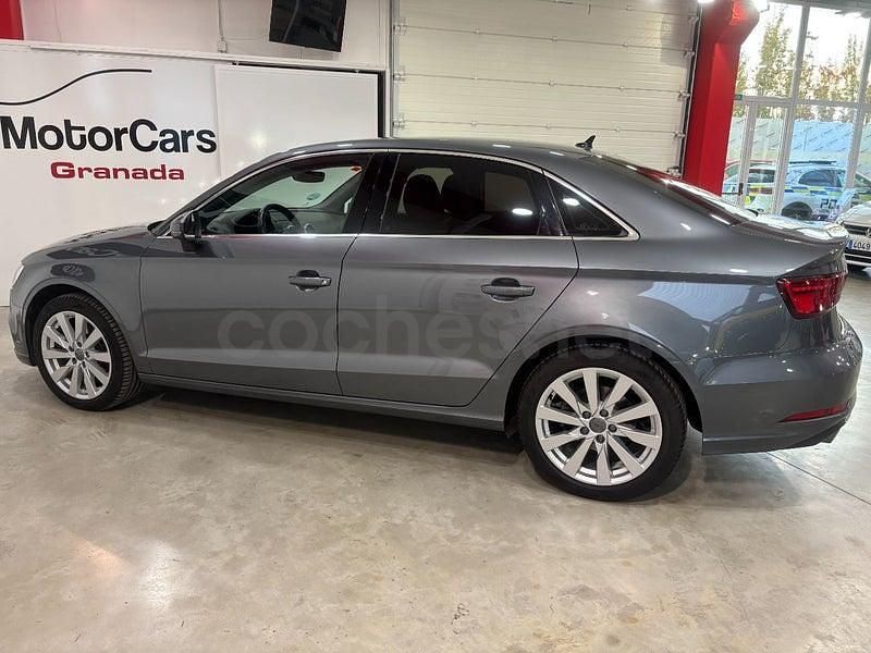 Usado Audi A3 Design 150 CV (110 kW) 2019 Gris / plata Berlina