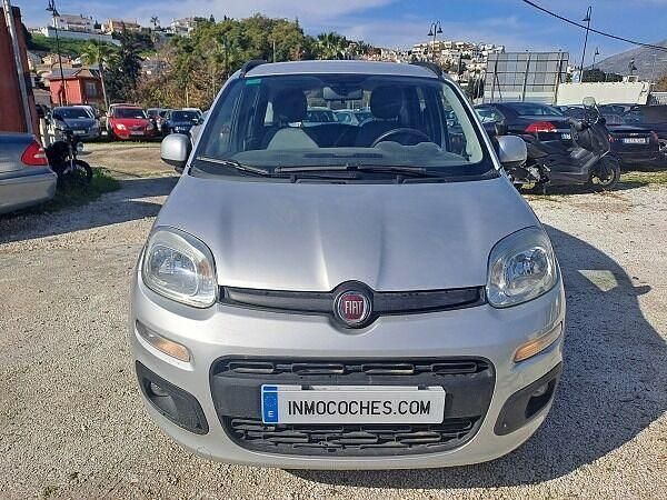 Usado Fiat Panda Lounge 85 CV (62 kW) 2015 Gris Utilitario