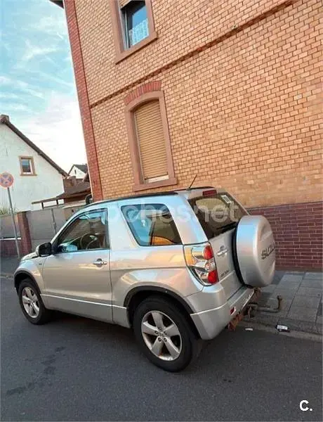 Usado Suzuki Grand Vitara 129 CV (94 kW) 2009 Gris / plata SUV