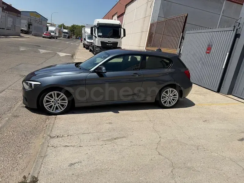 Usado BMW 116 116 CV (85 kW) 2014 Gris / plata Utilitario