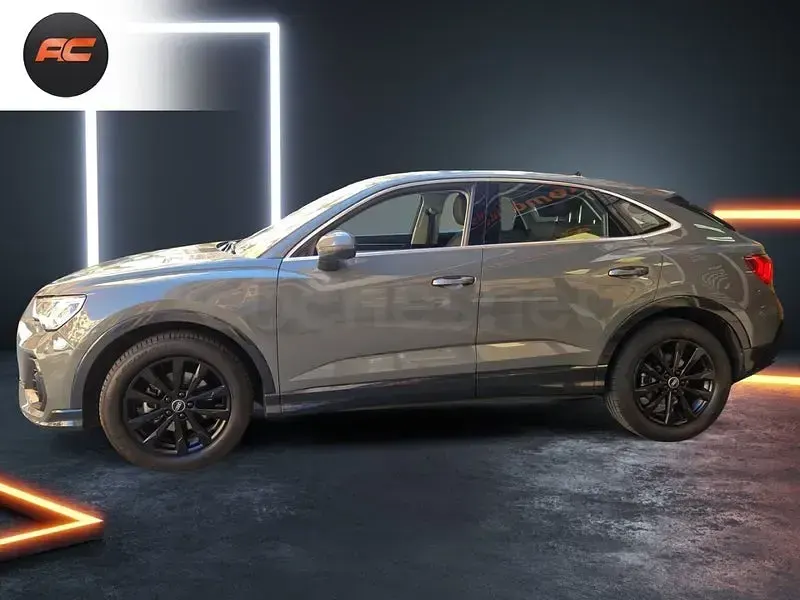 Usado Audi Q3 Sportback Advanced Plus 150 CV (110 kW) 2021 Gris / plata SUV