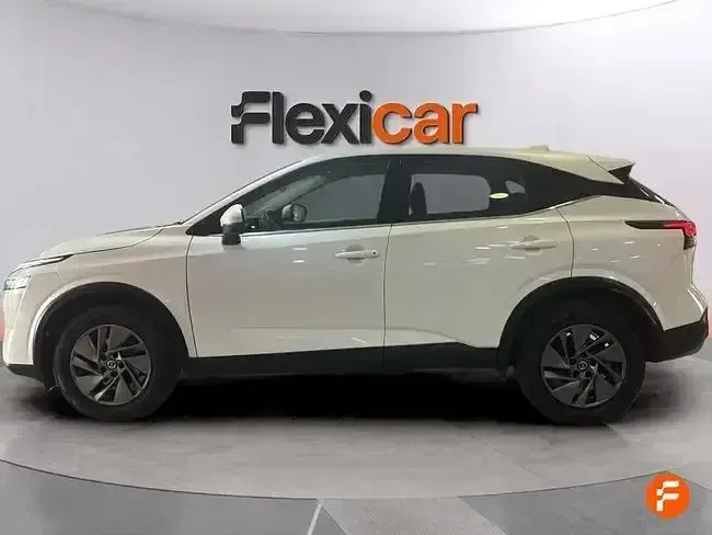 Usado Nissan Qashqai Acenta 158 CV (116 kW) 2021 Blanco SUV