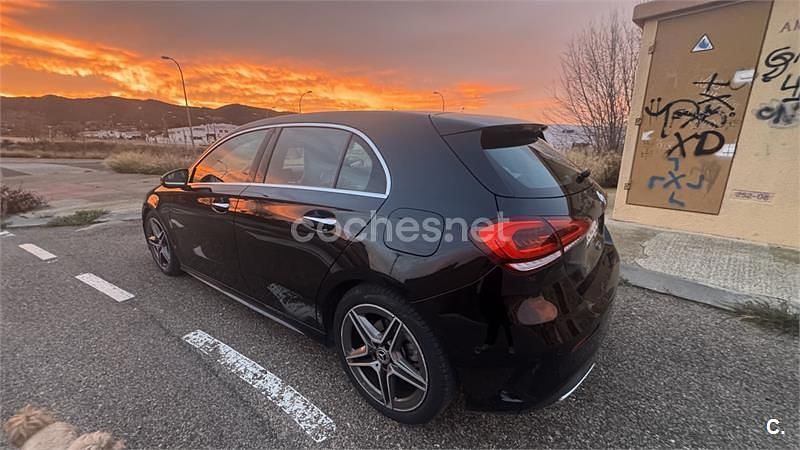 Usado Mercedes A180 116 CV (85 kW) 2020 Negro Berlina
