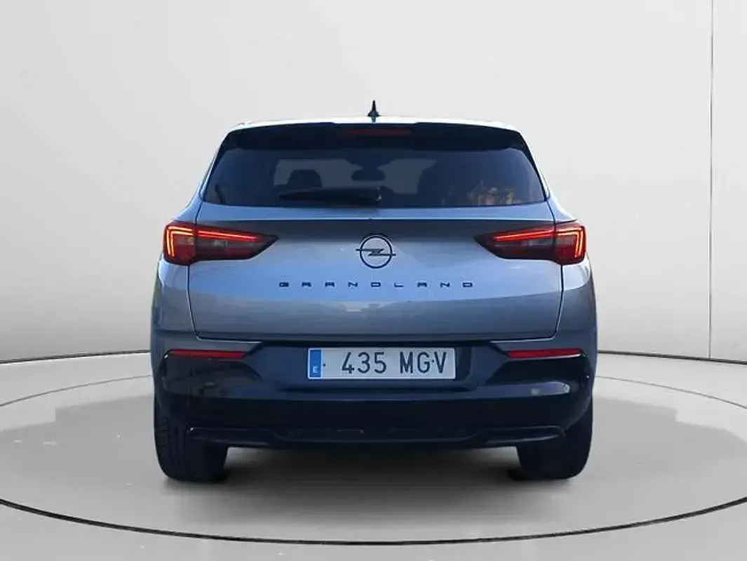 Usado Opel Grandland X GS Line 131 CV (96 kW) 2023 Gris SUV