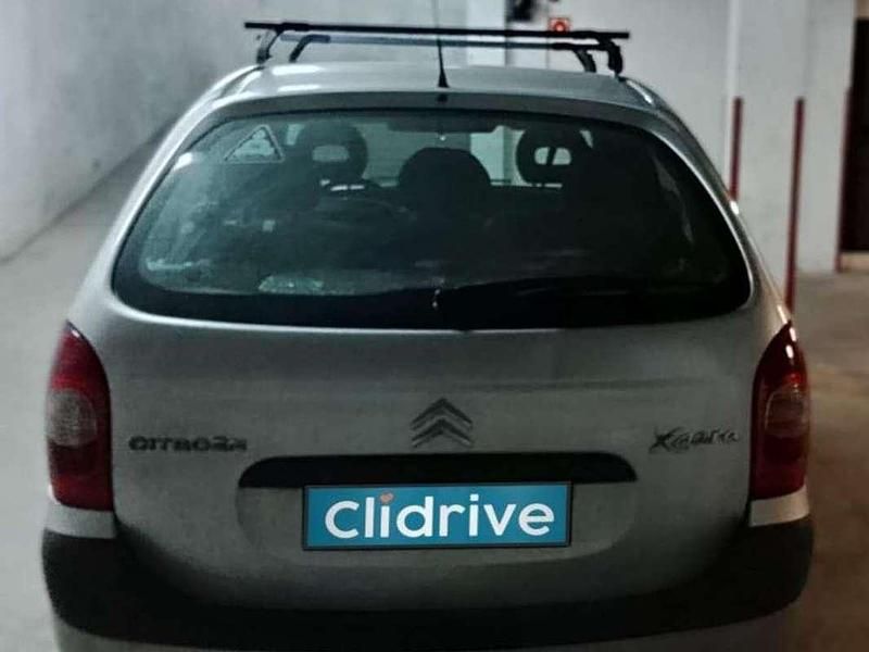 Usado Citroën Xsara 92 CV (67 kW) 2010 Gris Monovolumen