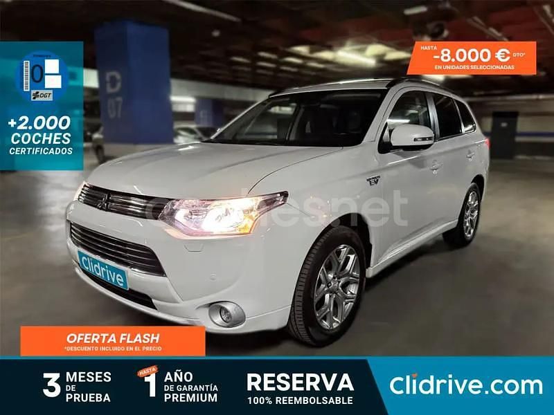 Blanco Usado 2014 Mitsubishi Outlander P-HEV SUV | 11.690 € (Super precio) - Imagen 1/3