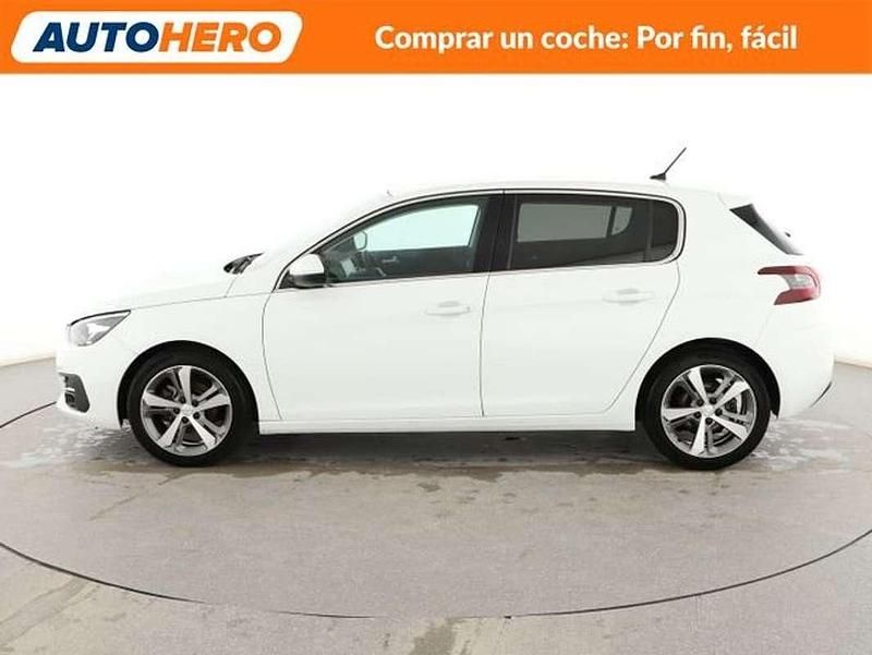Usado Peugeot 308 Allure 131 CV (96 kW) 2019 Blanco Utilitario