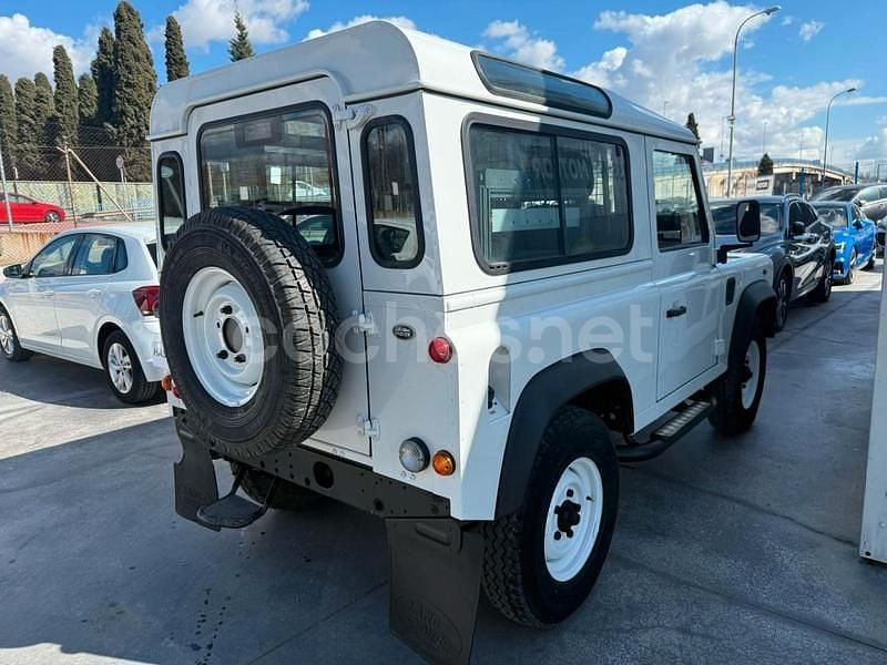Usado Land Rover Defender 122 CV (89 kW) 2014 Blanco SUV