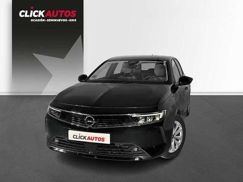 Usado Opel Astra Edition 131 CV (96 kW) 2023 Negro Utilitario
