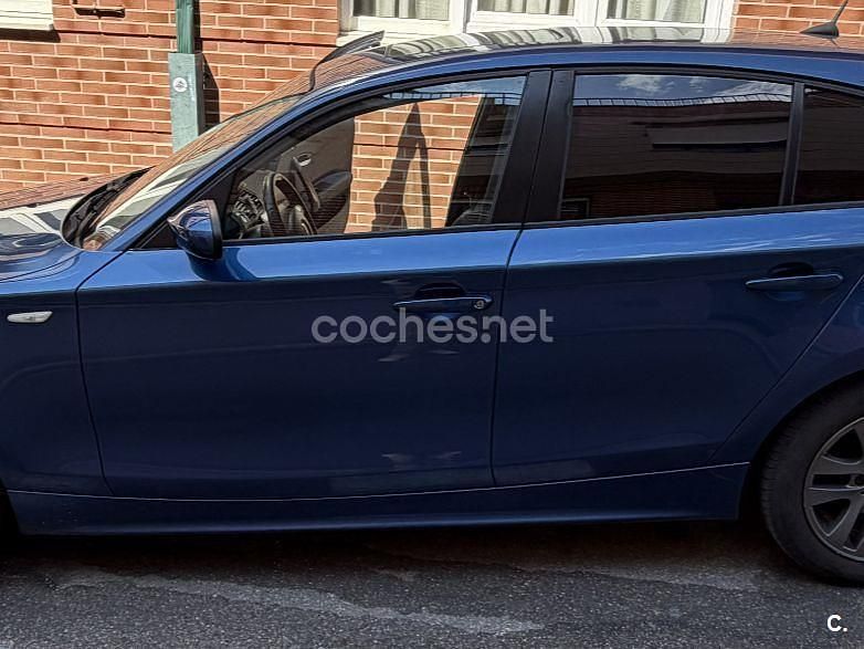 Usado BMW 118 122 CV (89 kW) 2006 Azul Utilitario
