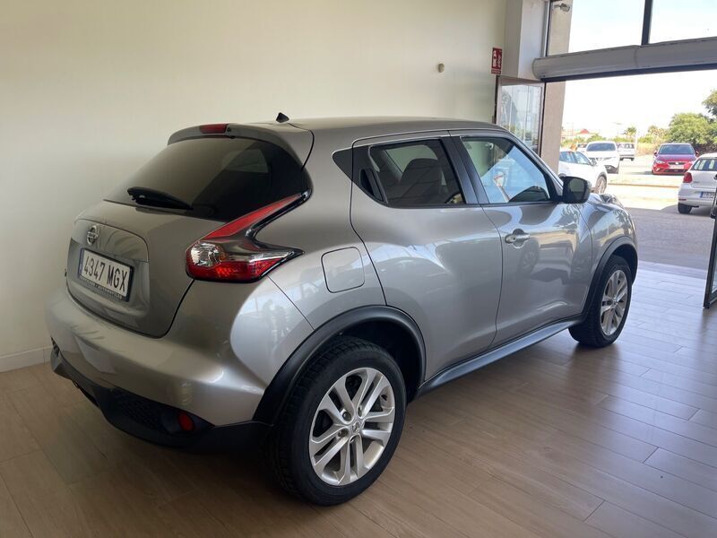 Usado Nissan Juke Acenta 115 CV (84 kW) 2017 Gris SUV