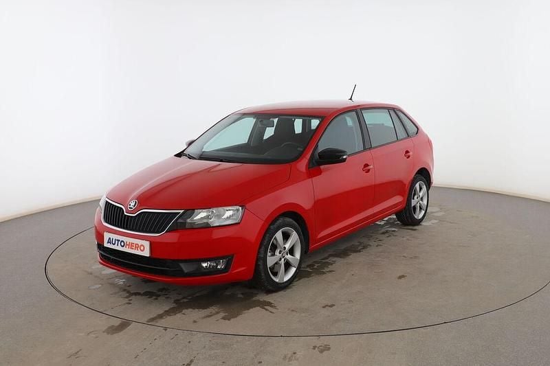 Rojo Usado 2016 Skoda Rapid Utilitario | 11.599 € - Imagen 1/3
